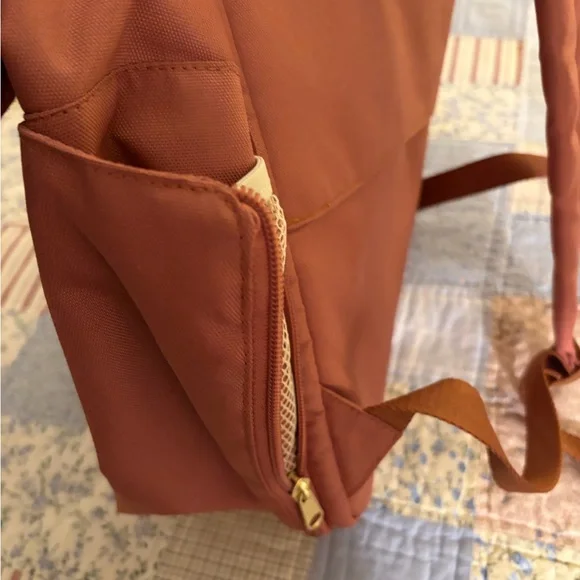 Canvelle Large Backpack - Picture 3 of 10